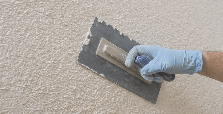 Verputzen von wänden